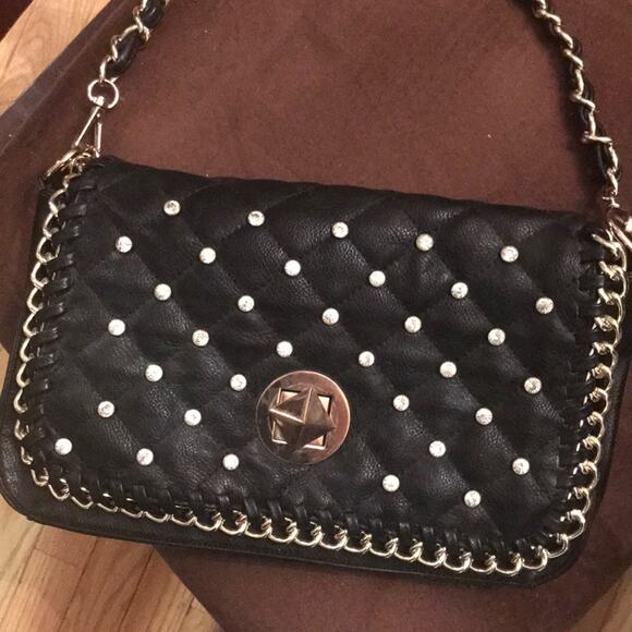 Black studded handbag/clutch with detachable strap - Picture 3 of 6